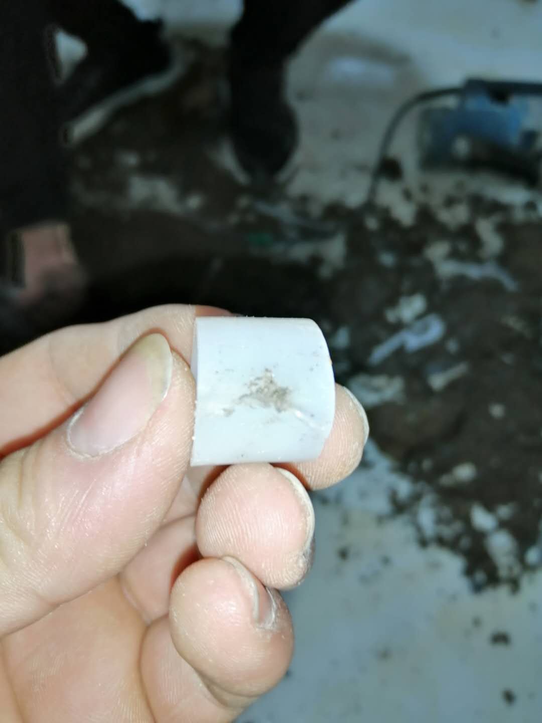 柳州家里地暖漏水了怎么办？